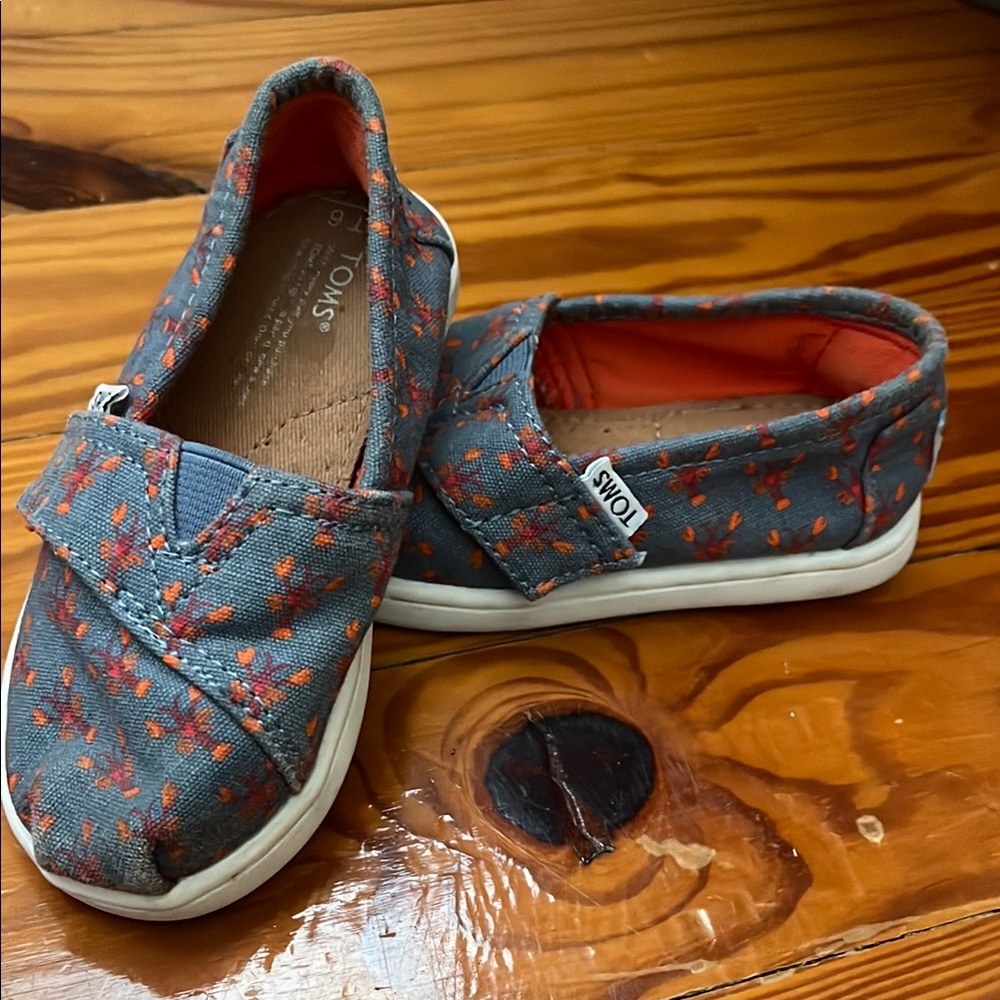 TOMS Kids' Blue and Orange Slip-On Shoes